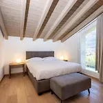Residenza Sassella 3*